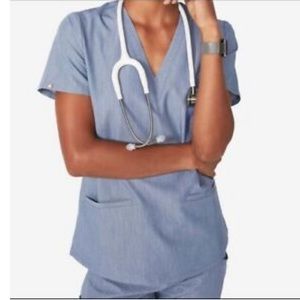 HEATHER INDIGO Casma Three-Pocket Scrub Top